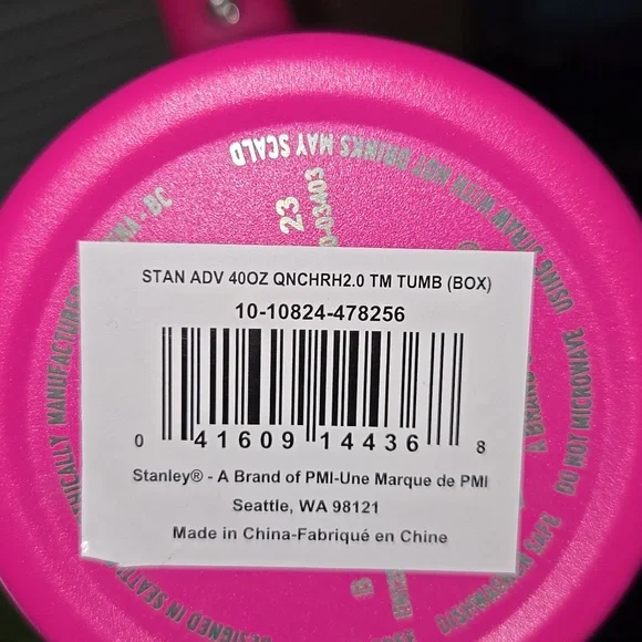 Stanley Hello Kitty Pink 40 Oz Stainless Quencher Tumbler with Handle - Picture 5 of 6